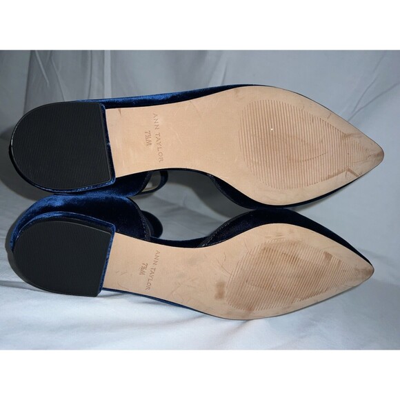 Ankle Strap Pointy Toe Suede Flats Size 7.5 - Picture 10 of 11